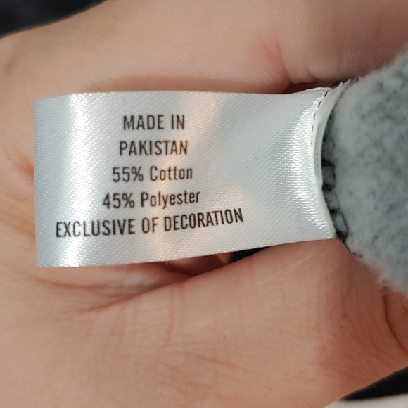 WVU College Vault Sweatshirt NWT Dark Ash Grey Embrodiered Logo Size Medium - Picture 6 of 6